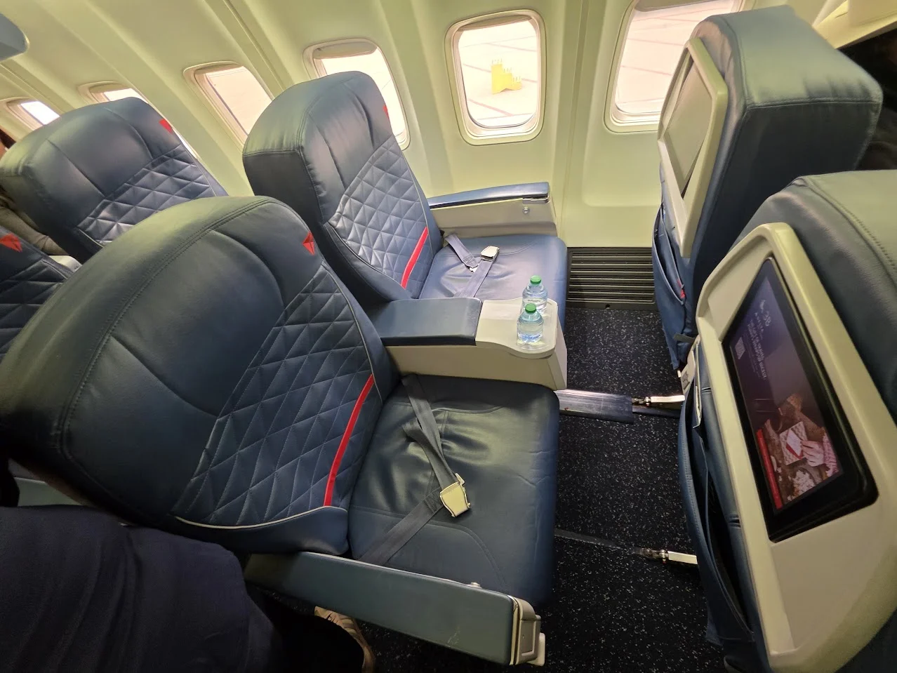 American Airlines' Opportunity to Redefine First Class Amid Competitor Cutbacks