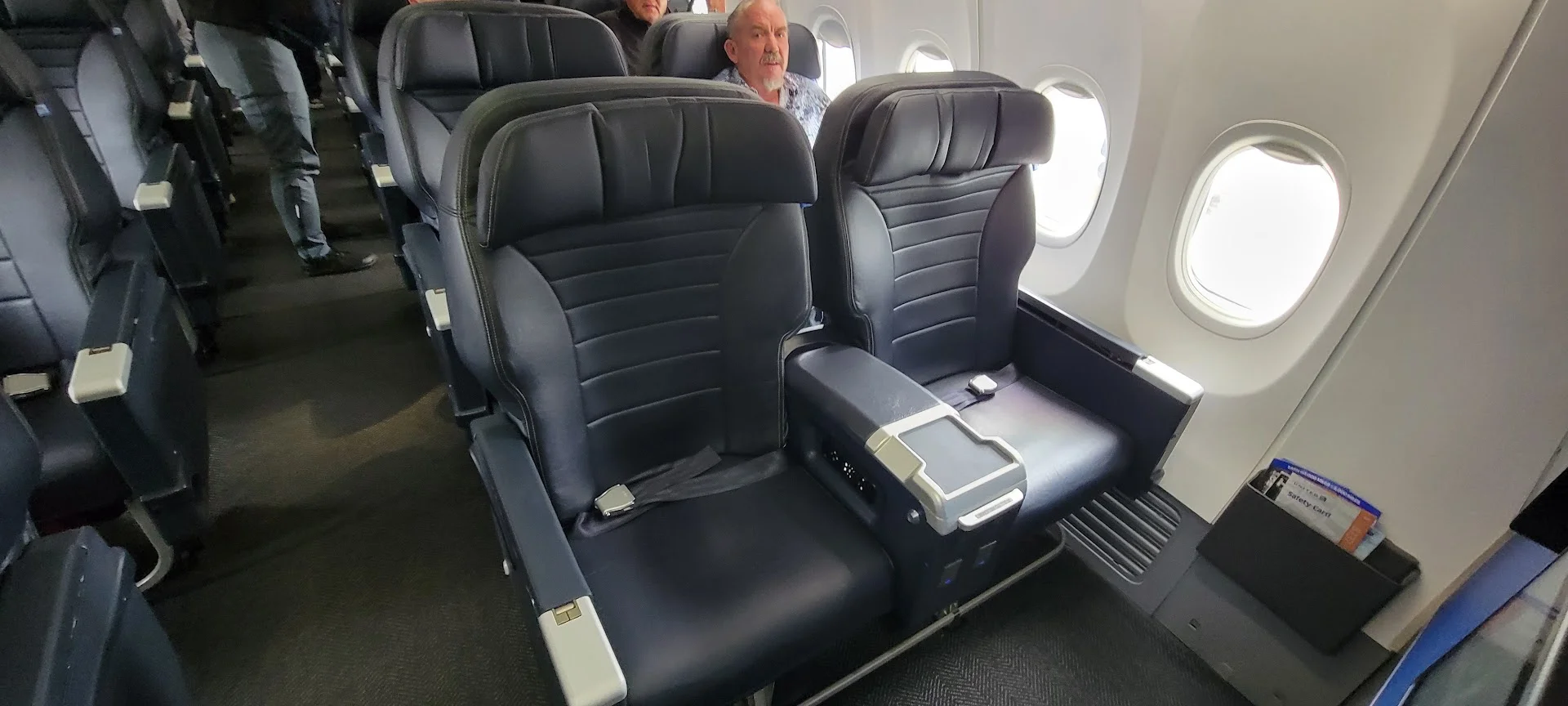 United Airlines domestic first class cabin