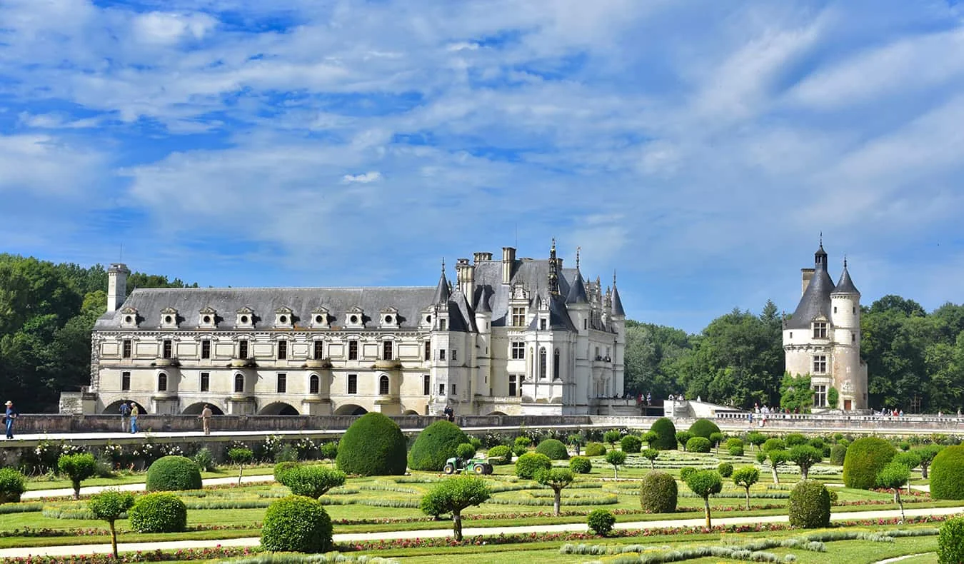 Navigating the Process of Obtaining a Visa for France: A Personal Experience